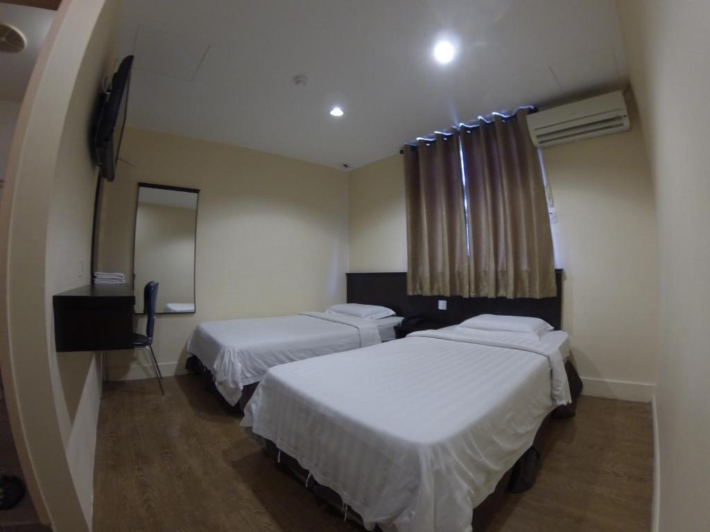 קוטה קינבלו Hotel Kinabalu מראה חיצוני תמונה